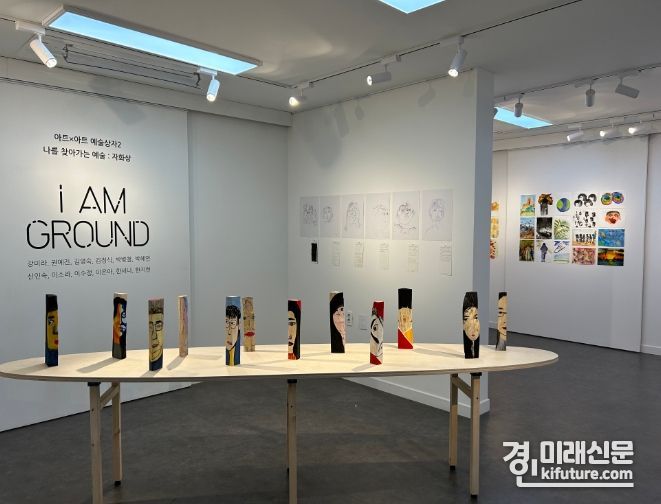 시흥시 모랫골 만지작스튜디오 '아트x아트, 예술상자 시즌2' 전시 모습. <사진=시흥시>