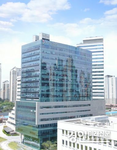 경기도교육청 남부신청사 전경. ,사진=경기도교육청>